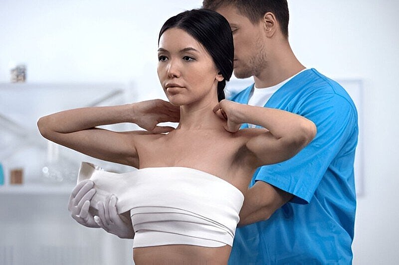 Breast Implant Illness (BII): What It Is, Symptoms, Diagnosis, and Treatment in Tampa, Florida