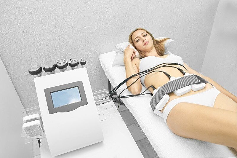 SmartLipo vs. Traditional Liposuction – Which is Better? Key Differences and Benefits